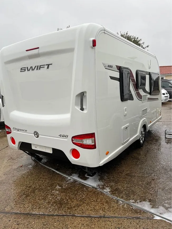 Swift Elegance 2015